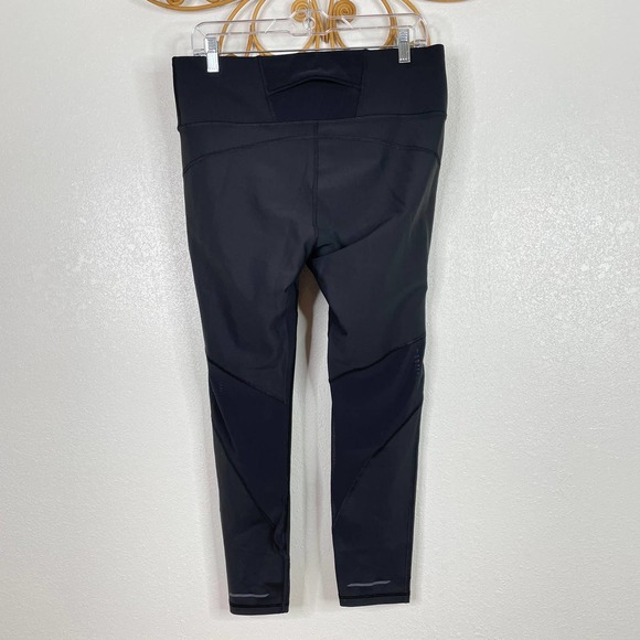 Athleta Stealth Mesh crop Tight Black Pocket L - Picture 8 of 8